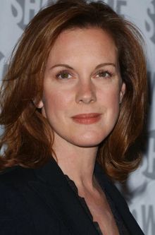 Elizabeth Perkins