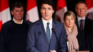 Trudeau Calls Trump's Tariffs 'Really Stupid', Promises Retaliation