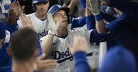 Patience at the plate and slick defense help Dodgers continue Jackie Robinson Day dominance