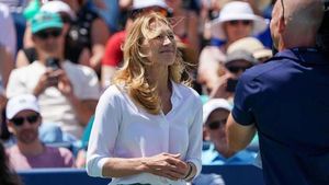 Steffi Graf Joins Instagram, Engages Fans With New Content