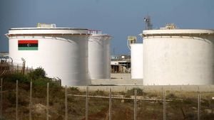 Libyan Oil Production Dips Amid Controversial Bidding Round