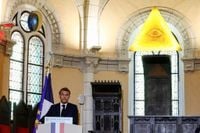 Emmanuel Macron devant les francs-maçons : ce qu’il faut retenir de son discours à la Grande Loge de France