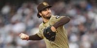Cease loses no-hit bid in 7th ... then exits with apparent injury