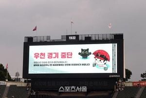 LG Twins Rally To Take Lead Against Kiwoom Heroes
