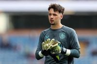 Newcastle United make fresh move for Burnley & England star James Trafford