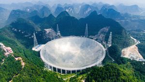 China Begins Building World's Largest Radio Telescope