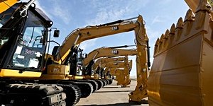 Caterpillar Surges As AI Data Centers Drive New Growth