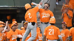 Tennessee And LSU Prevail In Dominant Performances