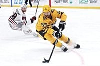 Red-hot Penguins steamroll Blackhawks as winning streak hits 5 games