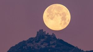 What To Expect From The December 15 Full Moon?