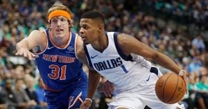 Dennis Smith Jr Returns To Dallas Mavericks On One Year Deal