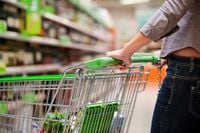 USDA orders states to halt full SNAP payments amid court fight