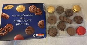 Marks & Spencer Boxing Day Sale Draws Shoppers Online