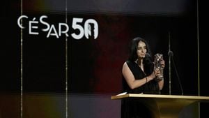 Hafsia Herzi Wins César Award For Best Actress