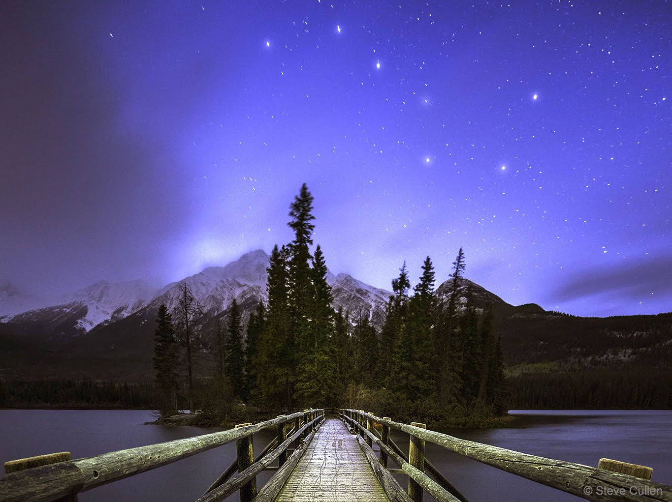  Big Dipper over Pyramid Mountain 