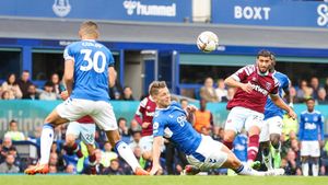 David Moyes Faces Former Club West Ham At Goodison Park