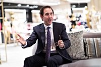 Saks’ CEO Baker to Exit Luxury Retailer Ahead of Bankruptcy