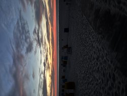 Neden bu gökyüzü burada her akşam kırmızı oluyor? 
Konum Almanya Juist İnsel?