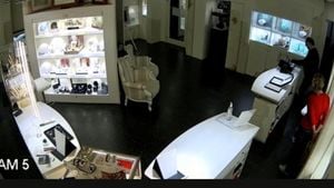 Thirteen Arrested Following Italiana Horo Jewelry Heist