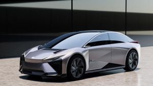 China's Lexus And GAC Trumpchi Unveil New EV Series