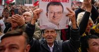 6 Turkish journalists summoned over reports on imprisoned opposition mayor