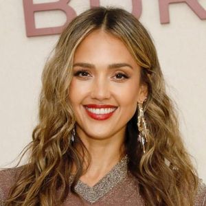 Jessica Alba Turns Heads With Fall Fashion And New Romance