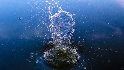 Suyun Evrendeki Yolculuğu: Su Nasıl Oluştu?