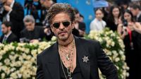 King Of Bollywood Shah Rukh Khan Made His Met Gala Debut In India’s Preeminent Designer