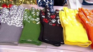 QVC Recalls Over One Million Oven Gloves Due To Burn Risk