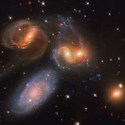  Stephan's Quintet from Hubble 