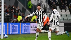 Juventus Edges Cagliari With Vlahovic Goal