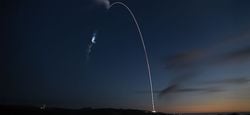 SpaceX, Vandenberg’den 28 Starlink Uydusunu Başarıyla Fırlattı – Eylül Rekoru Kırıldı.