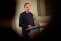 Zitat: Volkswagen-CEO Oliver Blume würdigt Sebastian Rudolph als 