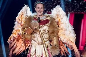 James Van Der Beek Unmasked As Griffin On The Masked Singer