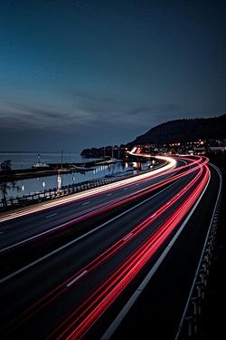 İskandinav polisiye Film/Dizi tavsiyesi var mı?