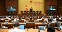 Kiến nghị đẩy nhanh tiến độ cải cách tiền lương; có chính sách rõ ràng đối với CBCC, người hoạt động không chuyên trách