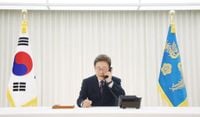 李, G7정상회의 초청받아 참석키로…외교무대 공식 데뷔