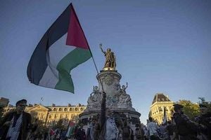 French Town Halls Defy Ban With Palestinian Flags