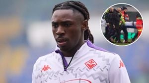 Moise Kean Collapses On Field During Fiorentina Match