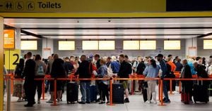 Travel Chaos Hits Gatwick And London As Train Services Disrupt