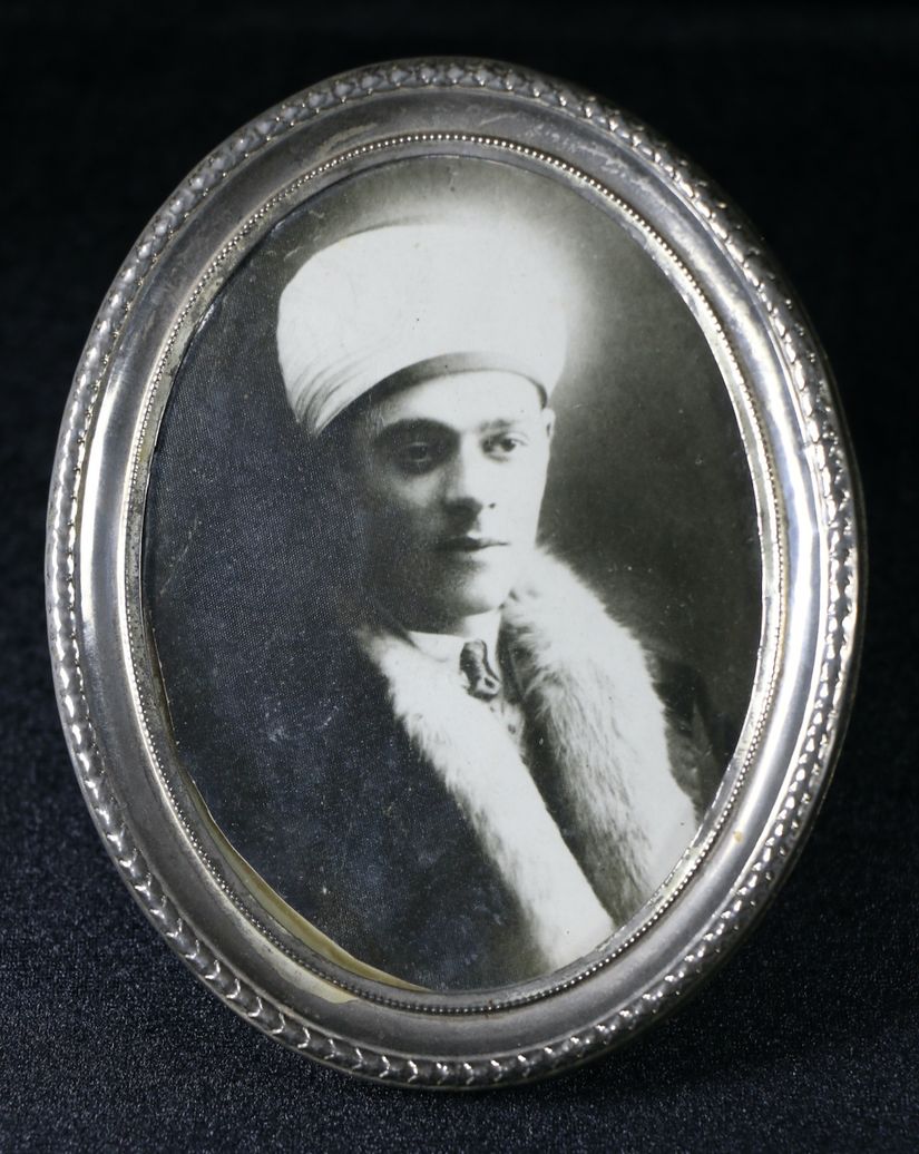 (Müzayede ye çıkan Hafız Sadettin Kaynak fotoğrafı)