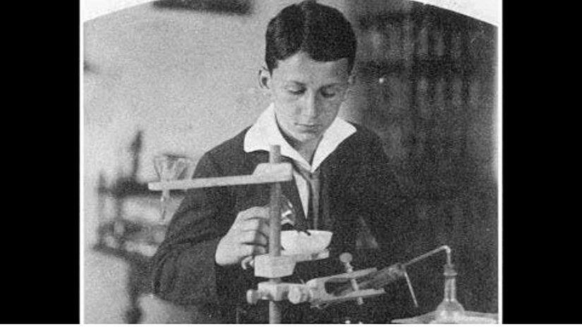 Nikola Tesla'nın küçüklüğü