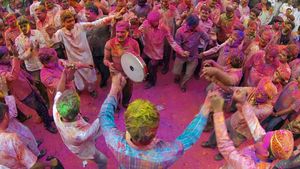 Celebrate Holi Festival With Vietjet's Discounted Flights