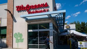 Walgreens Suspends Dividend Amid Financial Restructuring