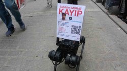 Robot Köpek Jidoka Dog Taksim’de Dolaşıyor!