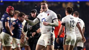 England Snatches Thrilling Win Over France 26-25