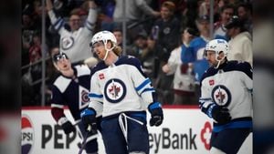 Jets Dominate Penguins With 4-1 Victory