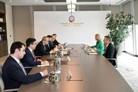 Azerbaijan, ExxonMobil explore opportunities to expand energy cooperation | News.az