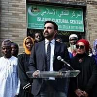 Amid Islamophobic attacks, Zohran Mamdani brings together Muslim residents in the Bronx