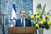 Herzog honors Capt. Uri Mordechai Shani, who fell in battle on Oct. 7